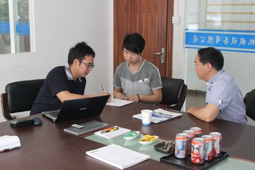 安徽安慶蒸煮鍋客戶與惠合工程師洽談現(xiàn)場(chǎng)1