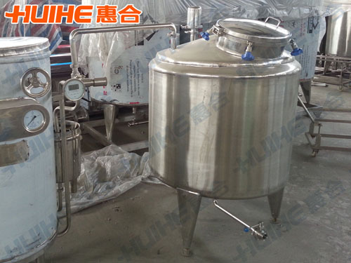 不銹鋼儲存罐展示